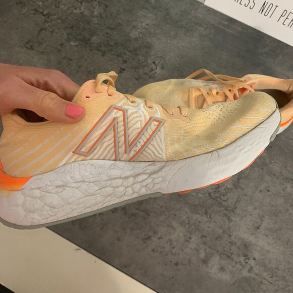 Orange New Balance Freshfoam - Picture 6 of 6